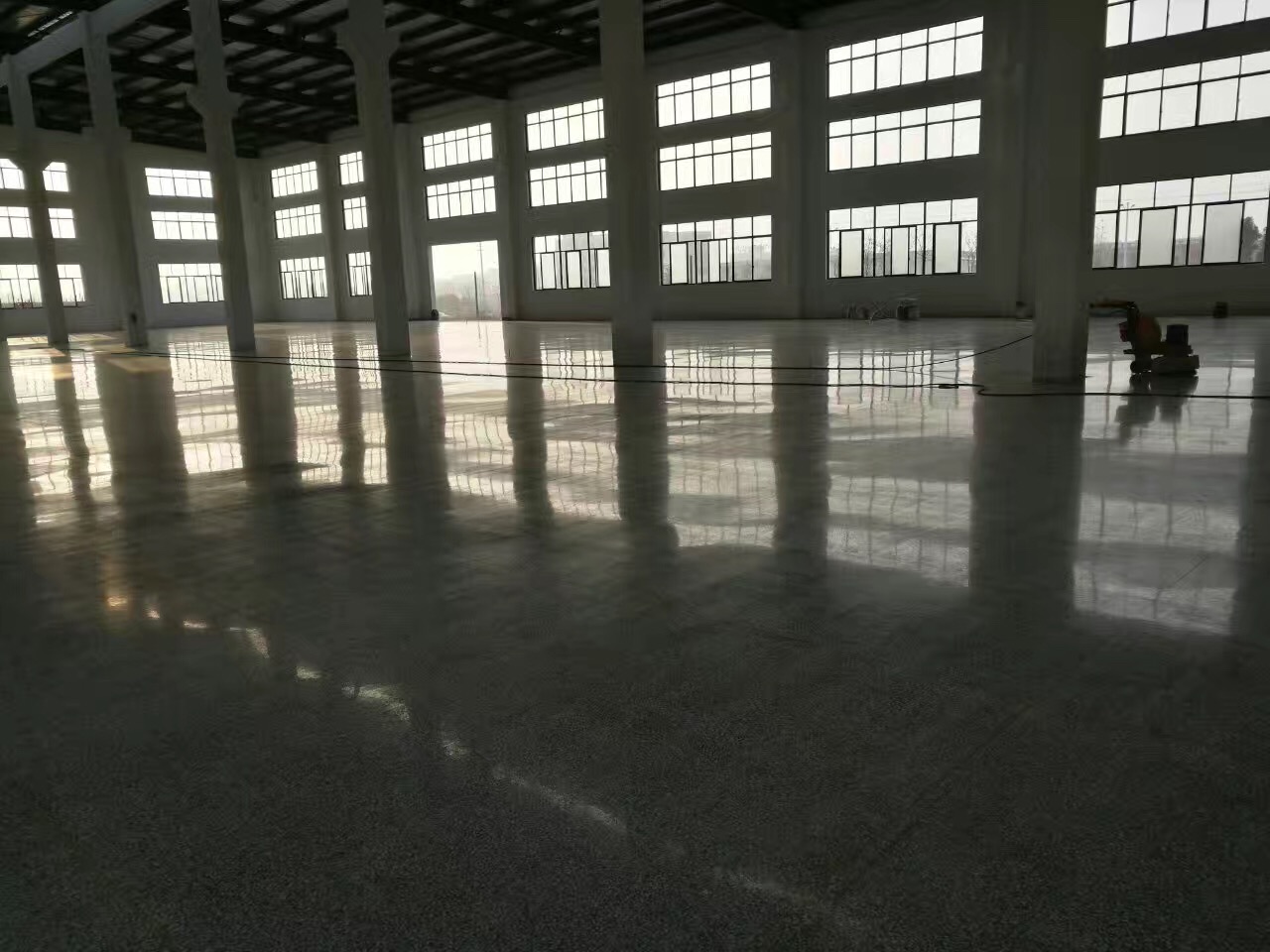 混凝土密封固化劑地坪能起到什么作用？